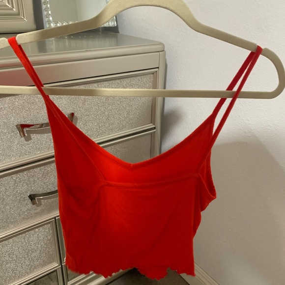 Crop Top - Picture 2 of 3